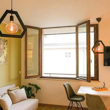 Am Mit Pool Apartment Sirmione