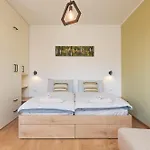 Apartamento Timetofreedom Am Mit Pool Sirmione